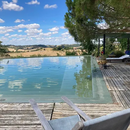 Le De La Gestere Шале